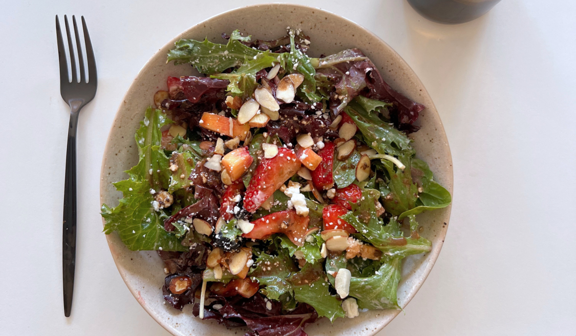 Summer Mixed Greens and Fruit Salad